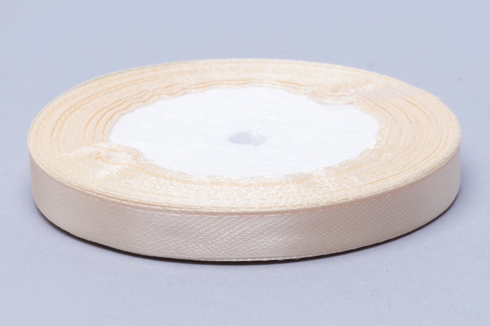 Лента атласная 10мм х 25ярд JD кремовый Лента атласная 10мм х 25ярд JD кремовый