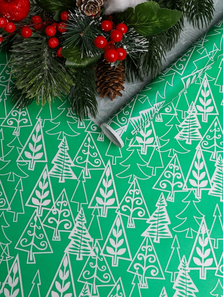 Бумага белая крафт 50г/м2, 70см x 10м, Елки, зеленый Бумага белая крафт 50г/м2, 70см x 10м, Елки, зеленый