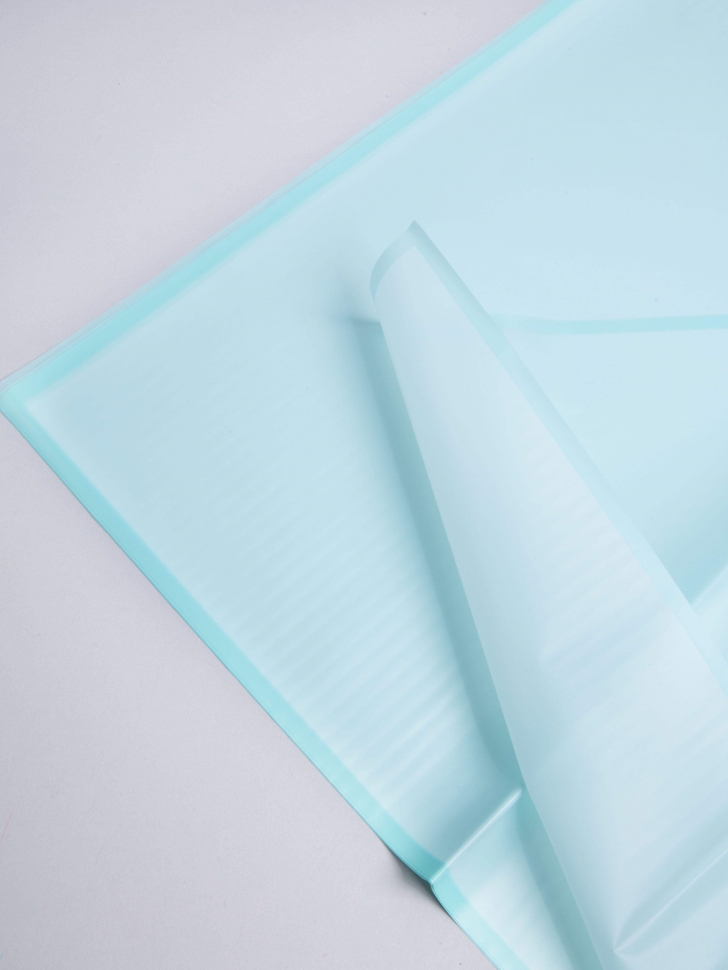 Пленка матовая 58смх58см 10 листов 50мкм фрост с каймой голубой Пленка матовая 58смх58см 10 листов 50мкм фрост с каймой голубой