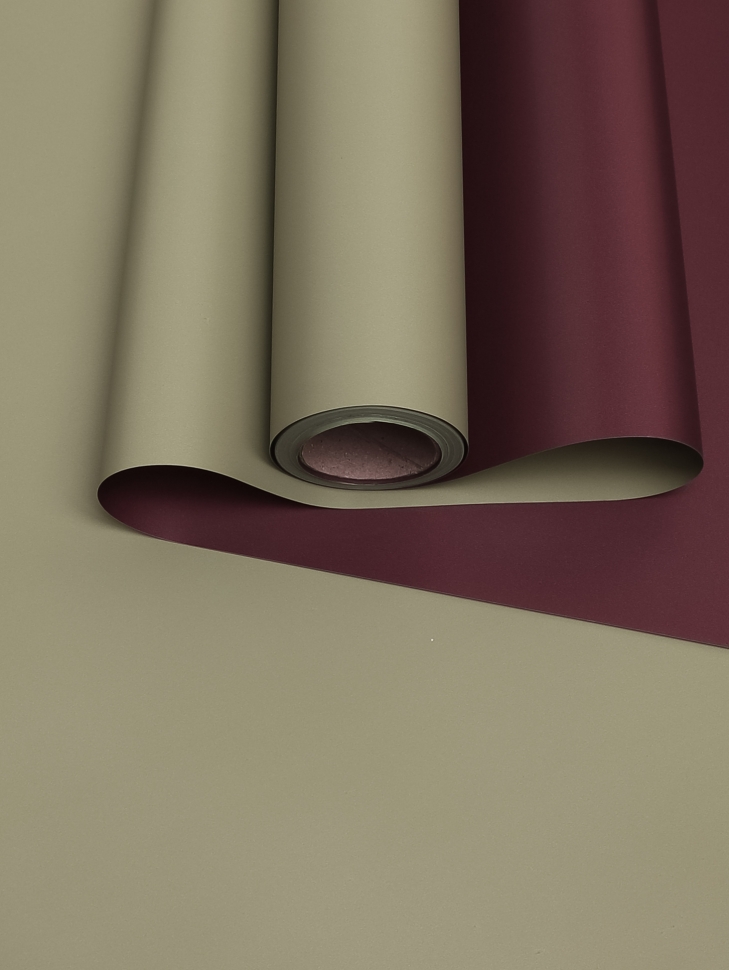 Пленка матовая 65мкм 58см х 10м двухцветная баклажан/капучино Пленка матовая 65мкм 58см х 10м двухцветная баклажан/капучино