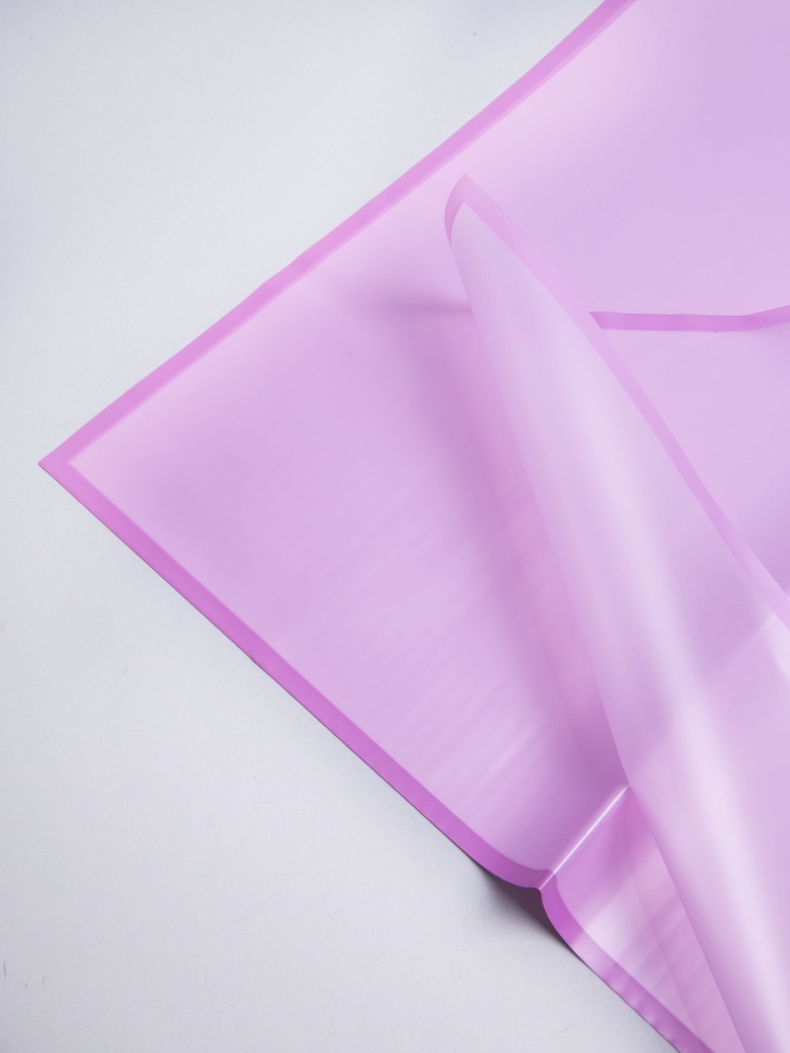 Пленка матовая 58смх58см 10 листов 50мкм фрост с каймой сиреневый Пленка матовая 58смх58см 10 листов 50мкм фрост с каймой сиреневый