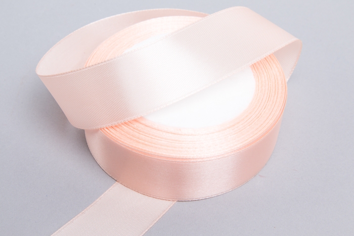 Лента атласная 25мм х 25 ярд JD персиковый Лента атласная 25мм х 25 ярд JD персиковый