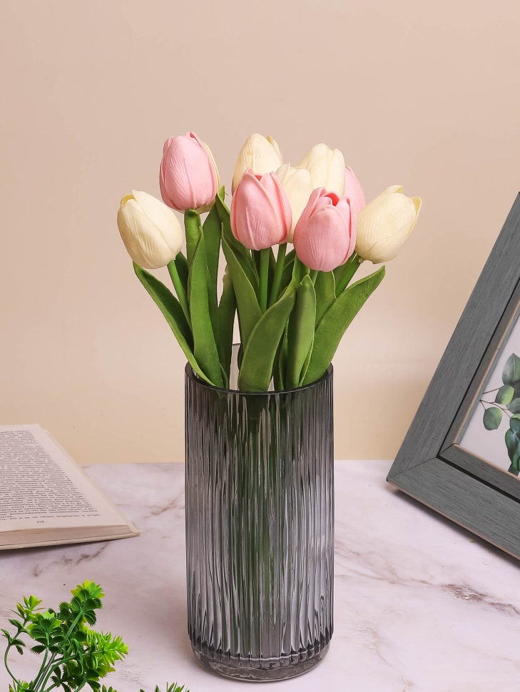 Ваза стекло h20 d10см К 204 рельефная графит Ваза стекло h20 d10см К 204 рельефная графит