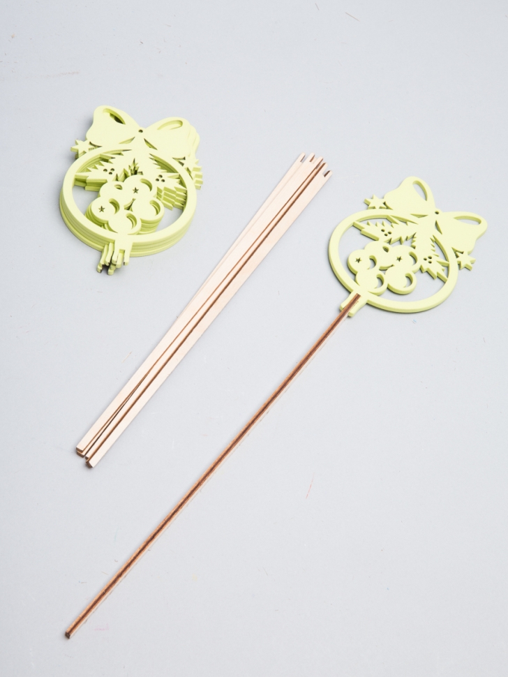 Вставка НГ деревянная 5шт №29 Шар-Елка фисташка Вставка НГ деревянная 5шт №29 Шар-Елка фисташка