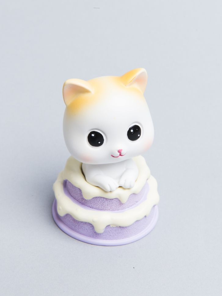 Фигурка Котенок 5х5х8,5см 7017-1 фиолетовый Фигурка Котенок 5х5х8,5см 7017-1 фиолетовый