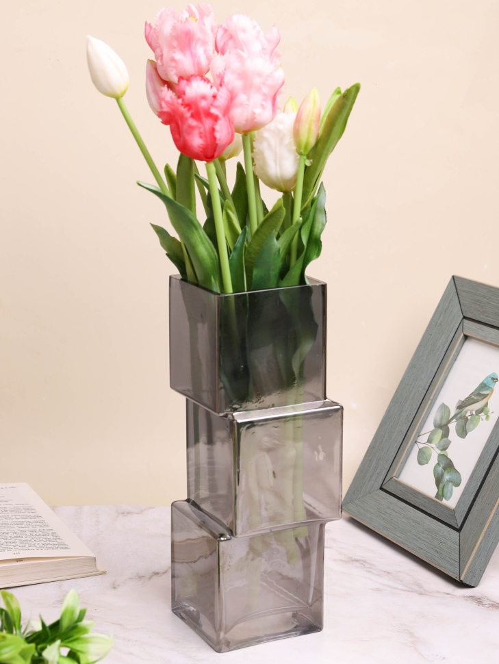 Ваза стекло h27 d 9см К 162 графит Ваза стекло h27 d 9см К 162 графит