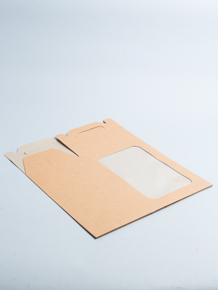 Коробка для цветов Прямоугольник 35х25х18см с прозрачным окном крафт Коробка для цветов Прямоугольник 35х25х18см с прозрачным окном крафт