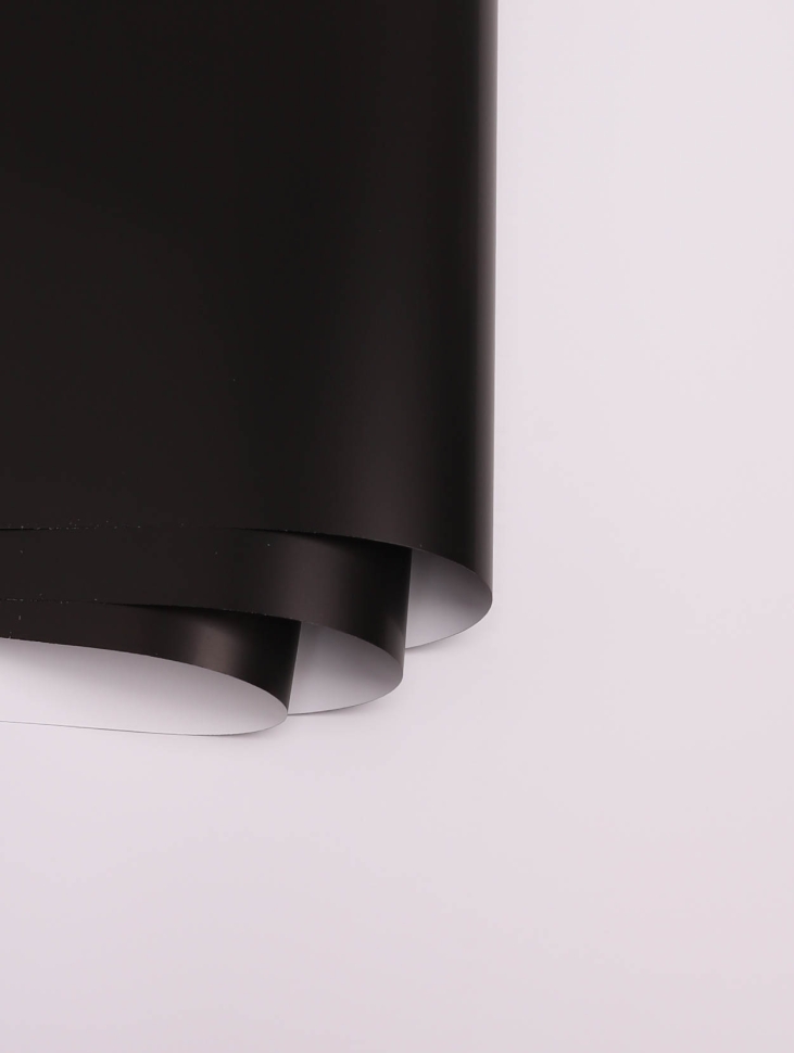 Пленка матовая  65мкм 58см х 10м РЦ двухцветная черный/белый