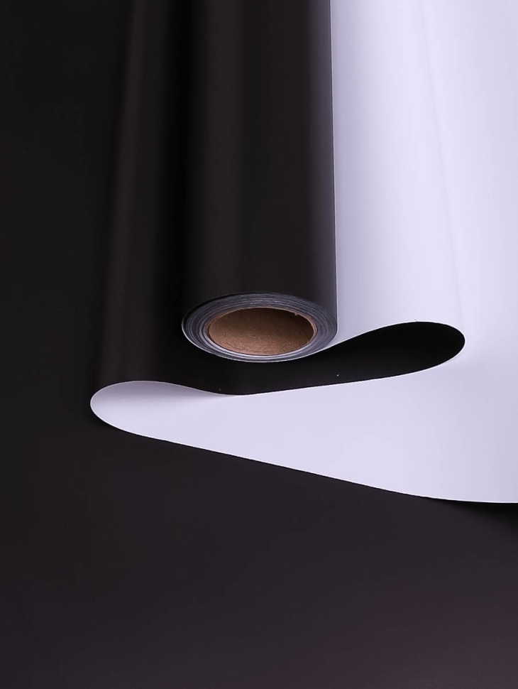 Пленка матовая  65мкм 58см х 10м РЦ двухцветная черный/белый