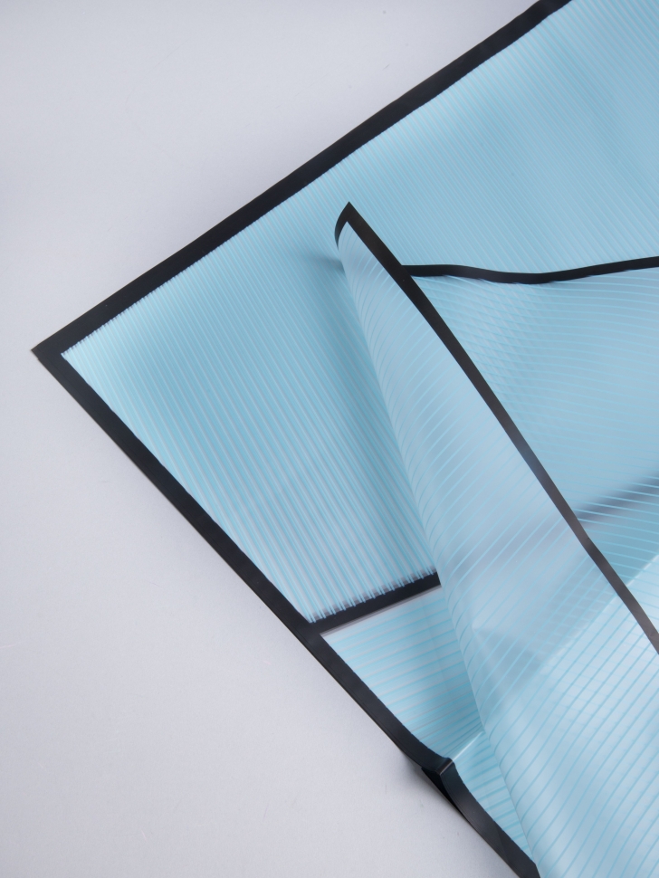 Пленка матовая 58смх58см 10 листов 50мкм Полоски голубой с черным кантом Пленка матовая 58смх58см 10 листов 50мкм Полоски голубой с черным кантом