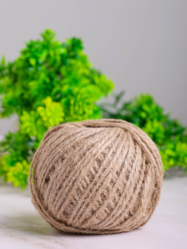 Шпагат натуральный джутовый 1120 текс 2-х ниточн. 1.2мм х 50м Шпагат натуральный джутовый 1120 текс 2-х ниточн. 1.2мм х 50м