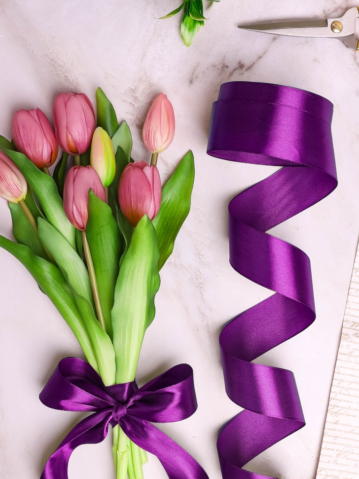 Лента атласная 38мм х 25ярд фиолетовый