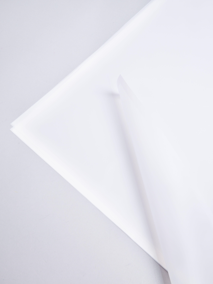 Пленка матовая 58смх58см 10 листов 50мкм фрост с каймой белый