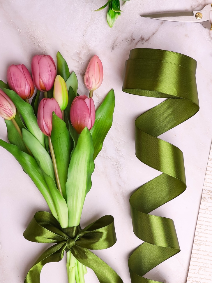 Лента атласная 38мм х 25ярд оливковый