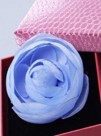 Цветок зажим 6см 04348 голубой