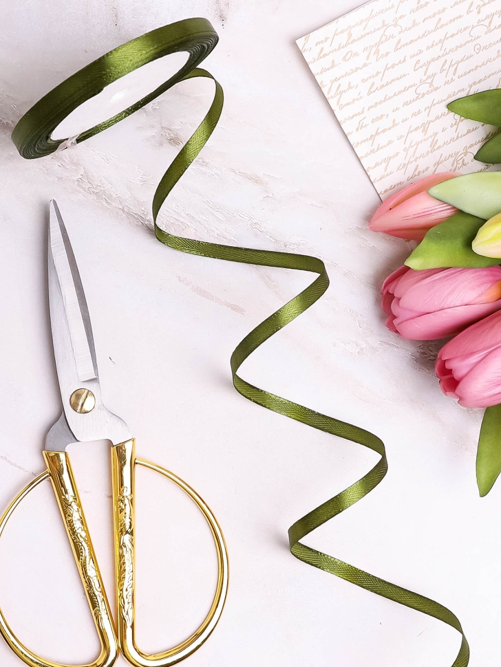 Лента атласная 10мм х 25ярд JD оливковый Лента атласная 10мм х 25ярд JD оливковый