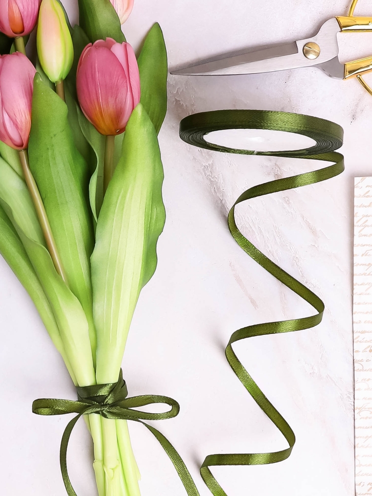 Лента атласная 10мм х 25ярд JD оливковый Лента атласная 10мм х 25ярд JD оливковый