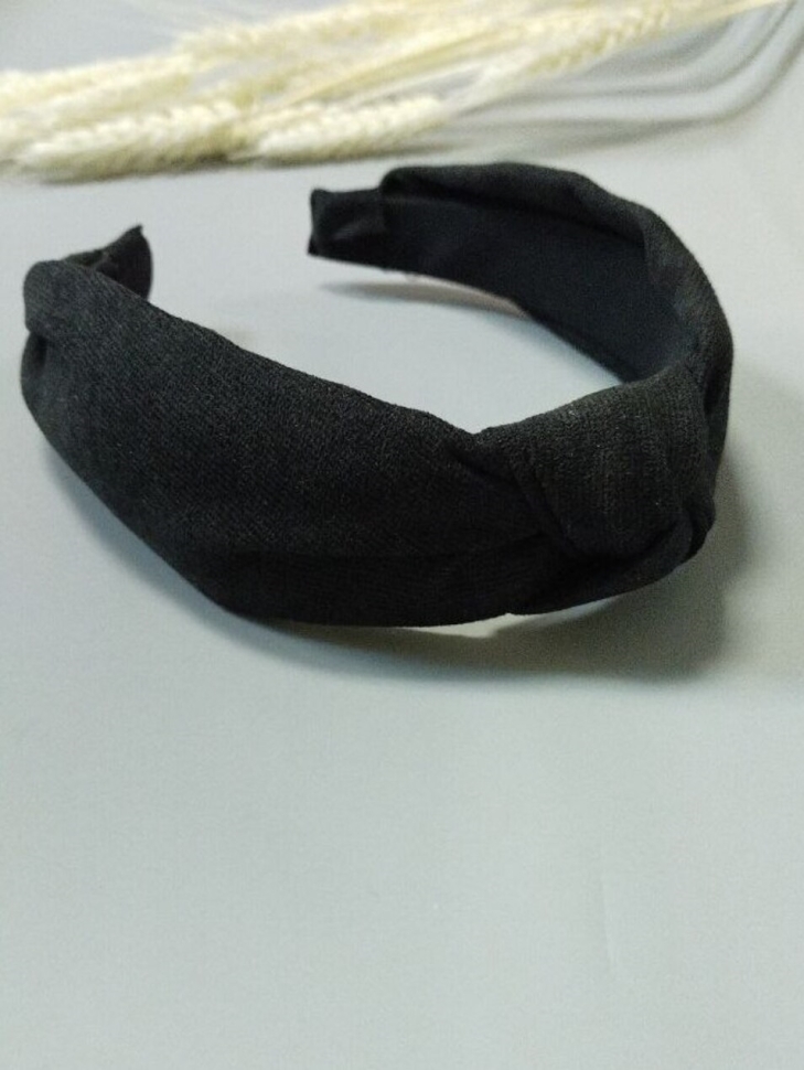 Ободок О-053 16х13,5х4см черный Ободок О-053 16х13,5х4см черный