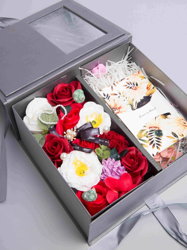 Композиция букет в коробке 25х12х11см SL-2001-12-1 красный