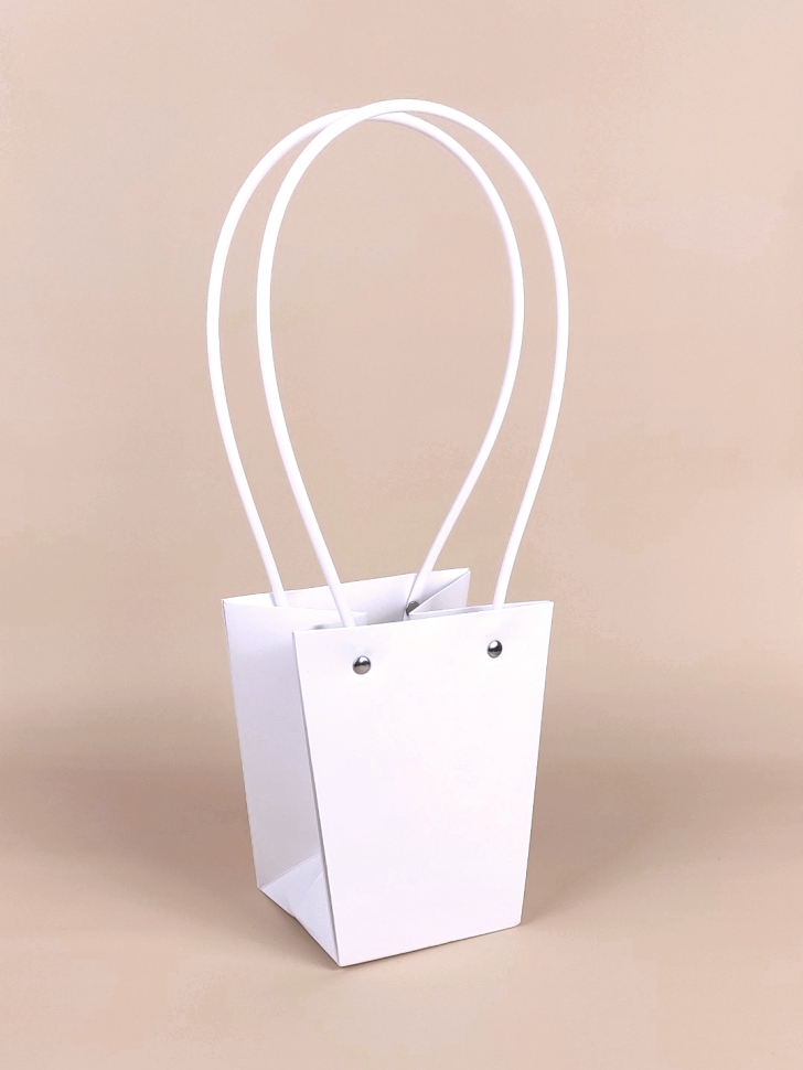 Сумочка для цветов 13х15,5х 9,5см белый Сумочка для цветов 13х15,5х 9,5см белый