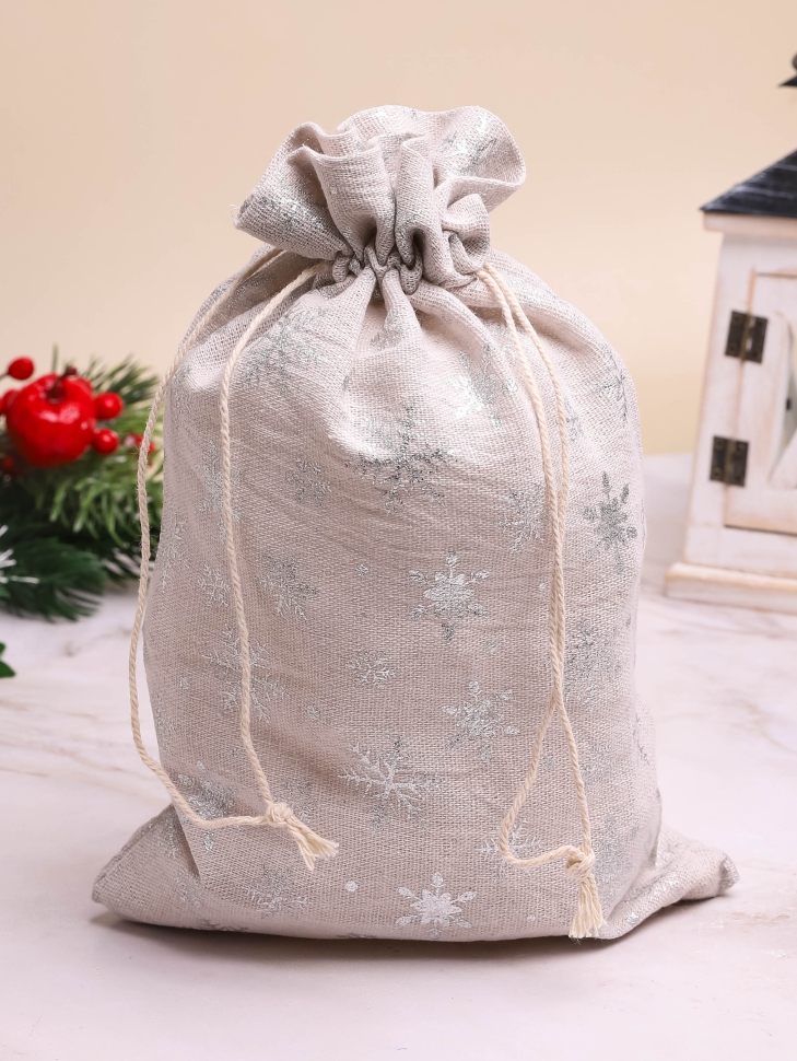 Мешок подарочный НГ холщовый 20х30см Снежинки серебряные серый Мешок подарочный НГ холщовый 20х30см Снежинки серебряные серый