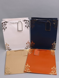 Сумочка подарочная 26х32x12см 5-75 золотой орнамент микс