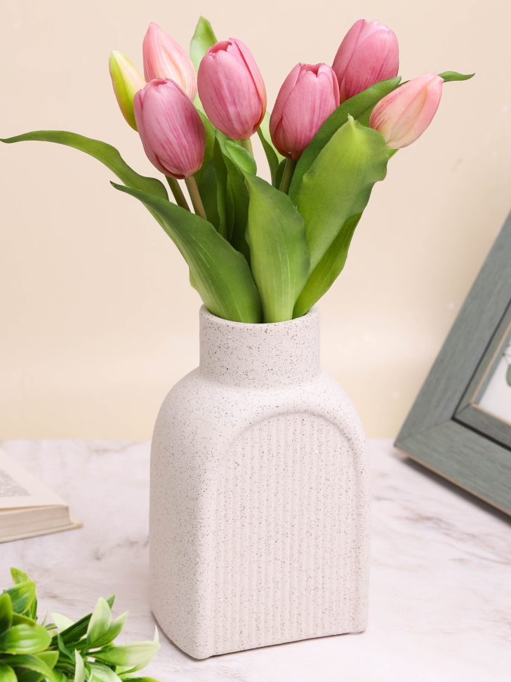 Ваза керамика 18.5х8.2х11см LZL31 белый Ваза керамика 18.5х8.2х11см LZL31 белый