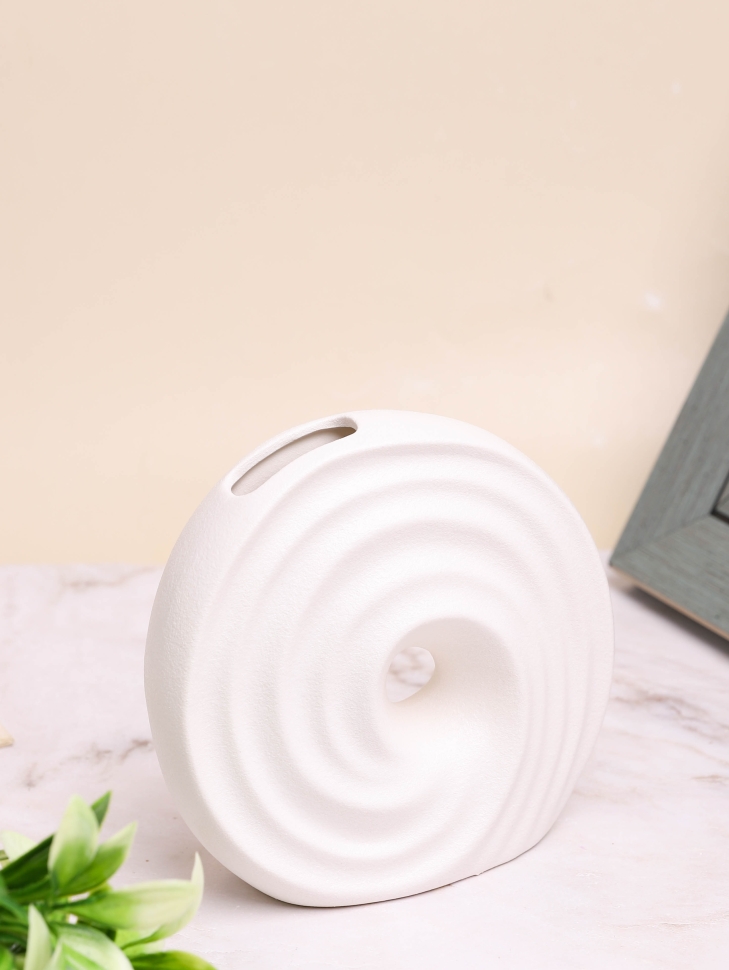 Ваза керамика 14х5.5х13см LZL32 белый