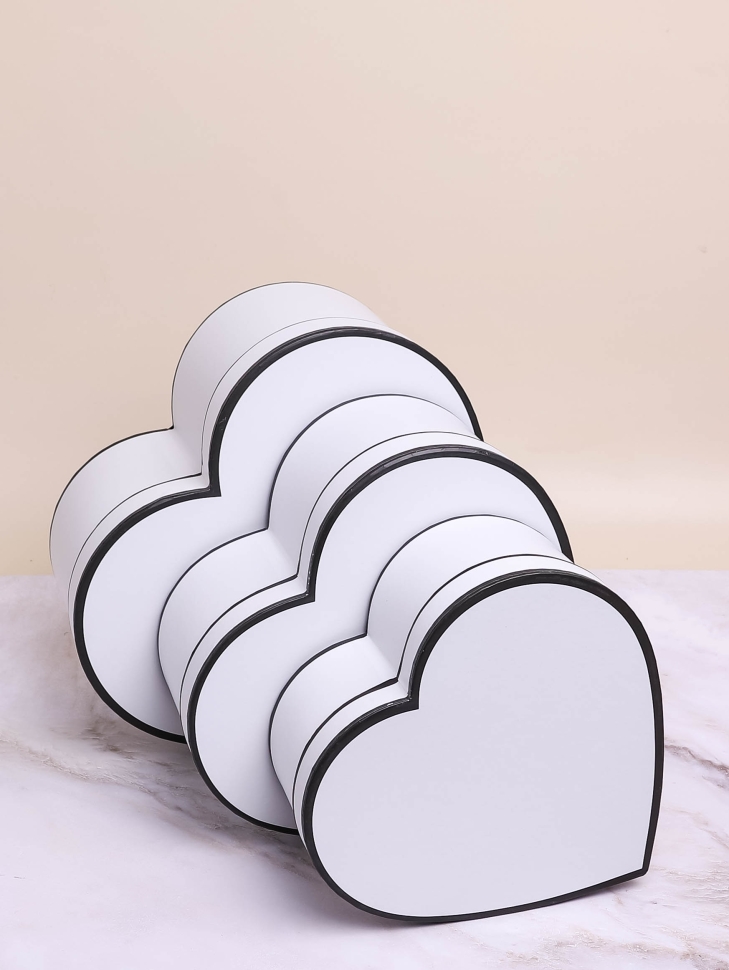 Коробка Сердце набор из 3шт 28,3х25,8х13,5см с окантовкой белый Коробка Сердце набор из 3шт 28,3х25,8х13,5см с окантовкой белый