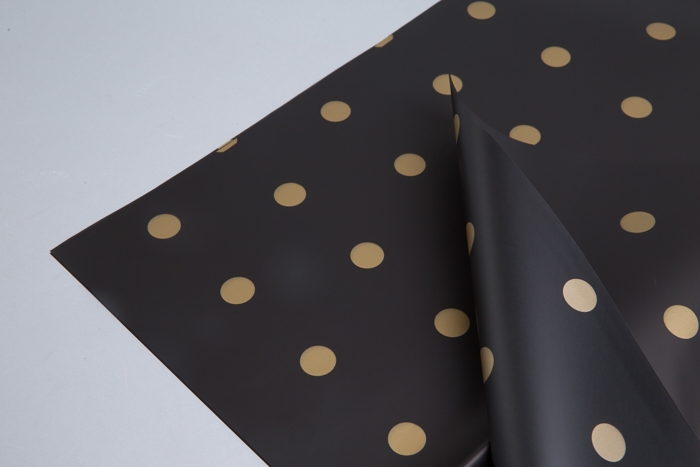 Пленка матовая 58смх58см 20 листов горох золотой на черном Пленка матовая 58смх58см 20 листов горох золотой на черном