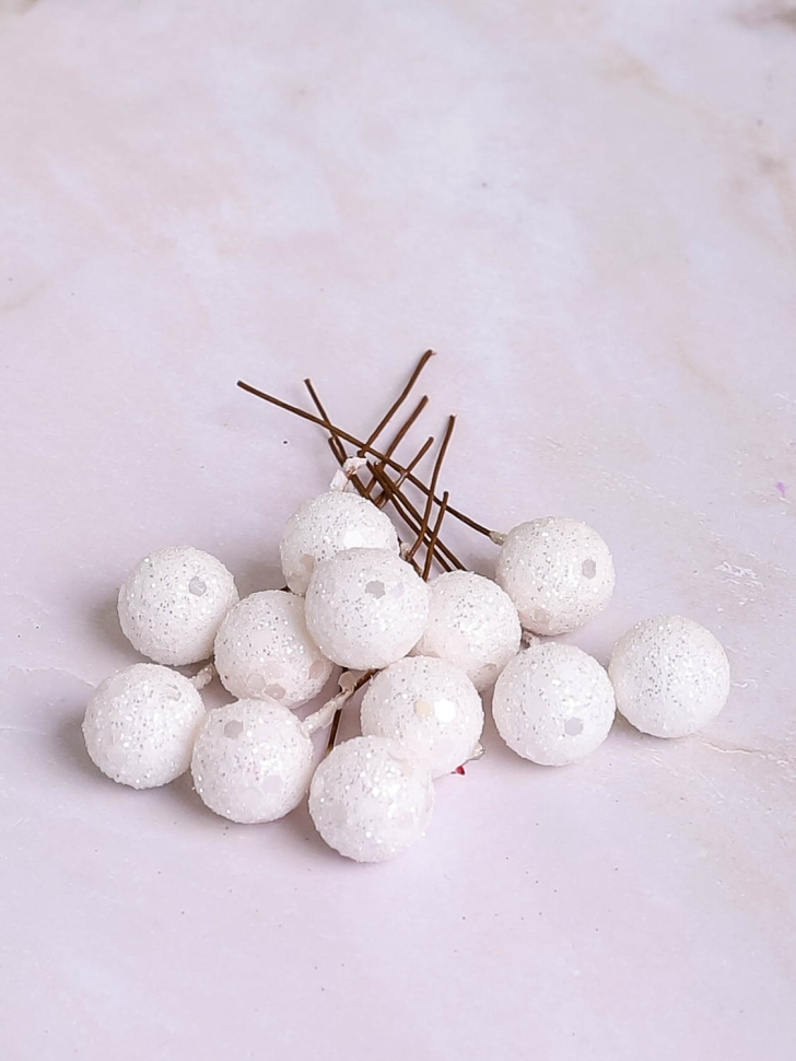 Ягоды на проволоке d1,5х6,5см 12 шт с глиттером белый