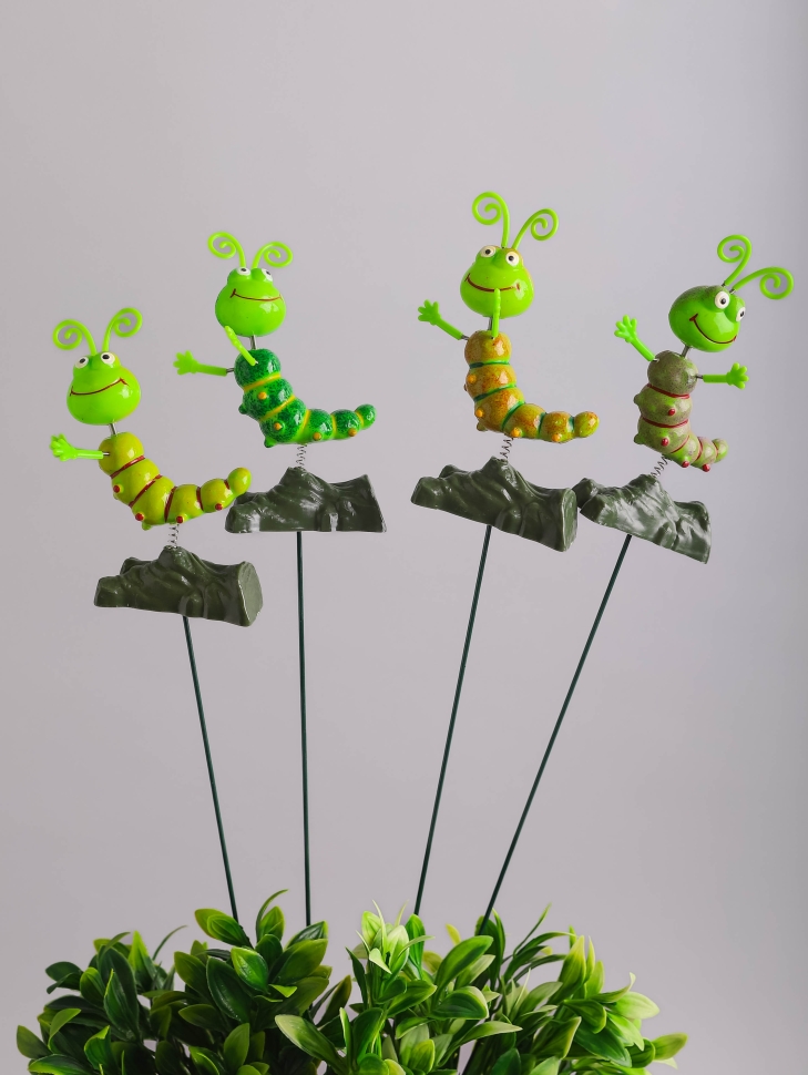 Вставка Гусеница L11 W6 H15см микс