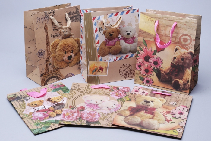 Сумочка подарочная крафт 18 х23х10см Мишки Сумочка подарочная крафт 18 х23х10см Мишки