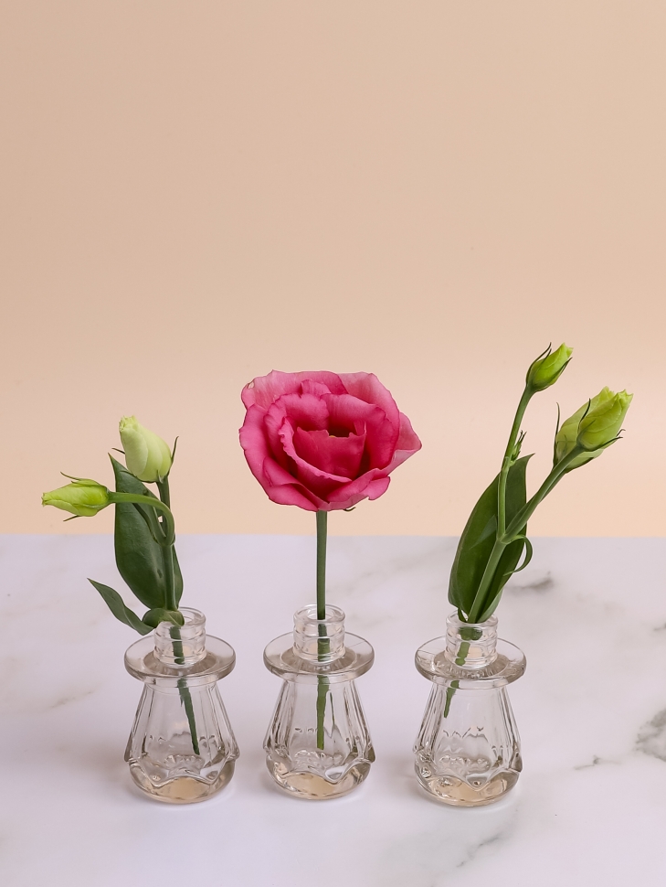 Ваза стекло Капля-шарик Снежана D4x6см подвесная малая, 25шт Ваза стекло Капля-шарик Снежана D4x6см подвесная малая, 25шт