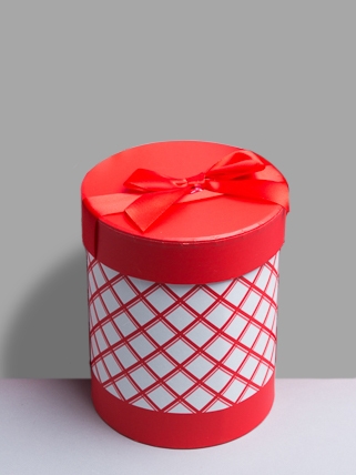 Коробка цилиндр 22,5х16,5см ромбы красный Коробка цилиндр 22,5х16,5см ромбы красный
