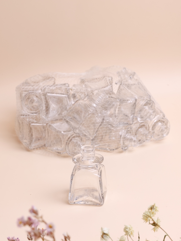 Ваза стекло Жанетта капля-кубик D4x6см подвесная малая, 25шт