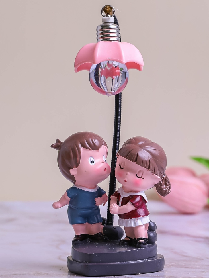 Фигурка Пара со светильником 8838