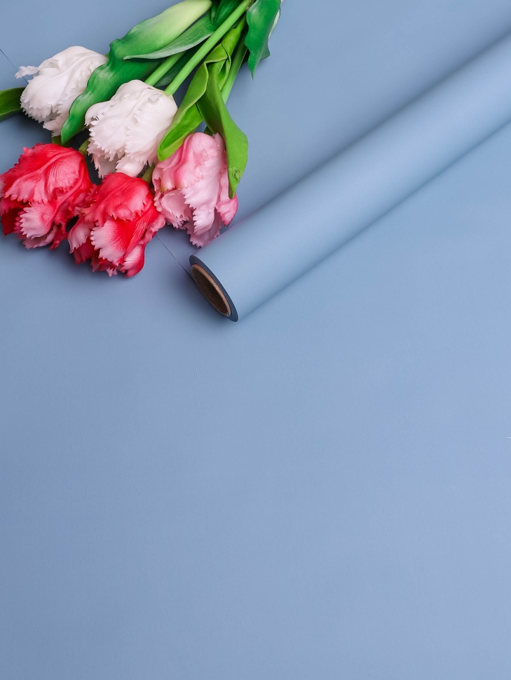 Пленка матовая  Пастель 58см х 10м на втулке, голубой туман