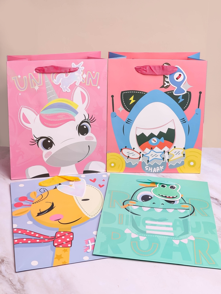 Сумочка подарочная 26х32x12,5см мульт персонаж микс Сумочка подарочная 26х32x12,5см мульт персонаж микс