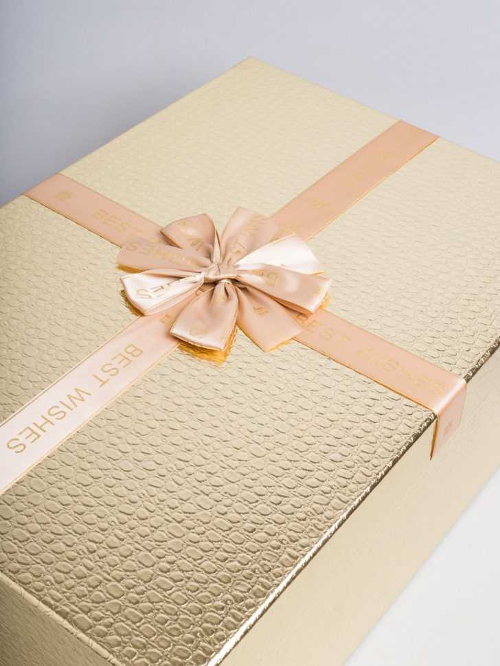 Коробка прямоугольник набор из  5шт 53х35х22см текстура кожи с бантом золото