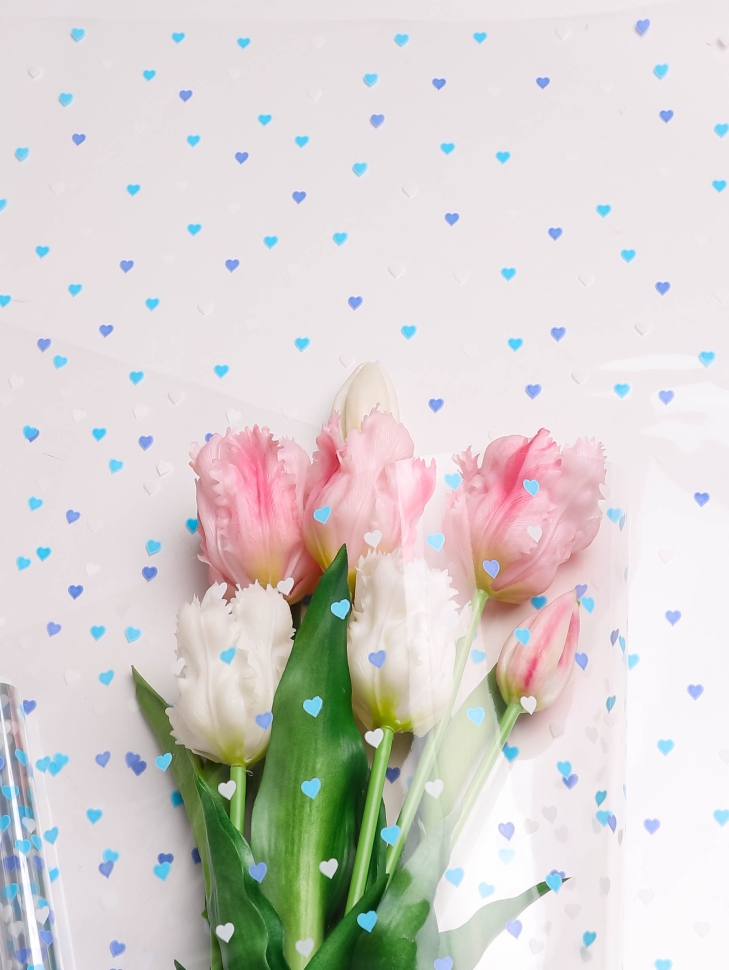 Пленка цветная Сердечки конфетти 70см лаванда Пленка цветная Сердечки конфетти 70см лаванда