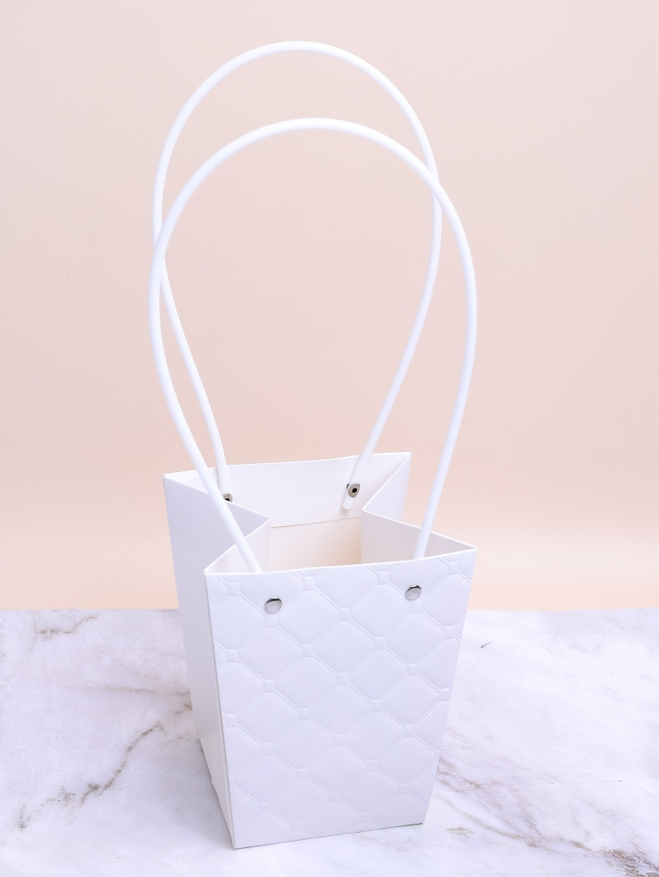 Сумочка для цветов 13х9.5х15.5см 3D М15 белый Сумочка для цветов 13х9.5х15.5см 3D М15 белый