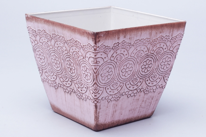 Кашпо из пластика квадрат 14х14х12,5см 0614 Кашпо из пластика квадрат 14х14х12,5см 0614
