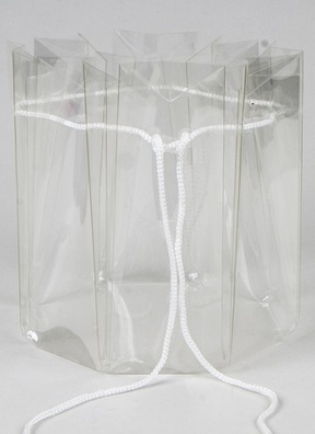 Ваза пластиковая D15х H16,5 прозрачная Ваза пластиковая D15х H16,5 прозрачная