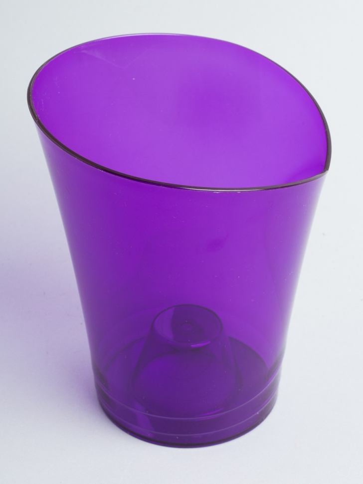 Кашпо из пластика "Орхидея" 1,5л. h16.5х d14см фиолетовый Кашпо из пластика "Орхидея" 1,5л. h16.5х d14см фиолетовый