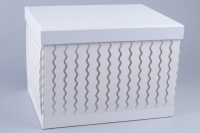 Коробка прямоугольник 23,5x18x17см с дизайном белая