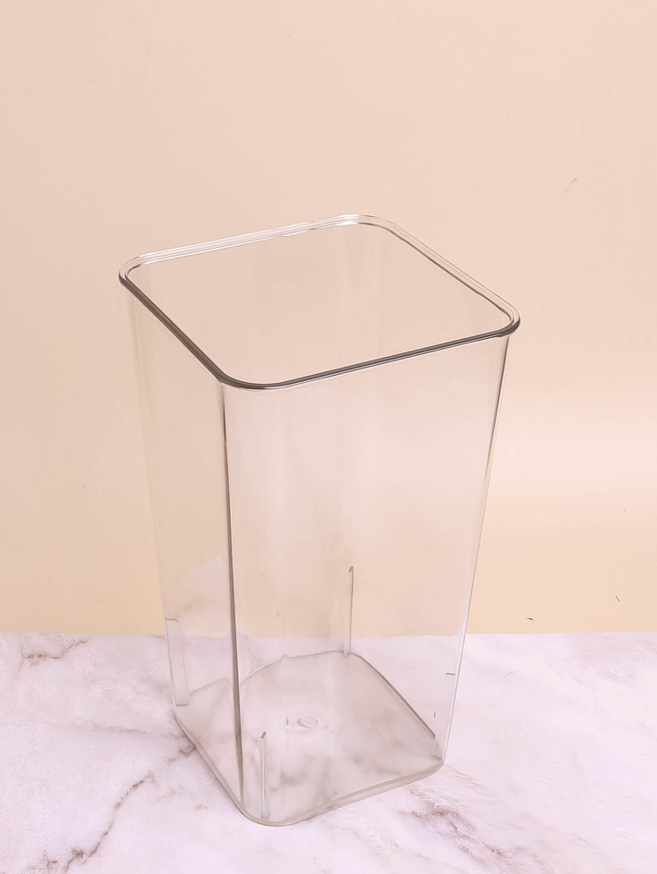 Ваза пластиковая прозрачная трапеция H24,5 х D14х11см Ваза пластиковая прозрачная трапеция H24,5 х D14х11см