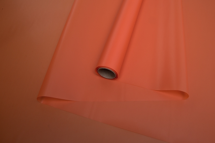 Пленка матовая 60см х 10м  на втулке оранж