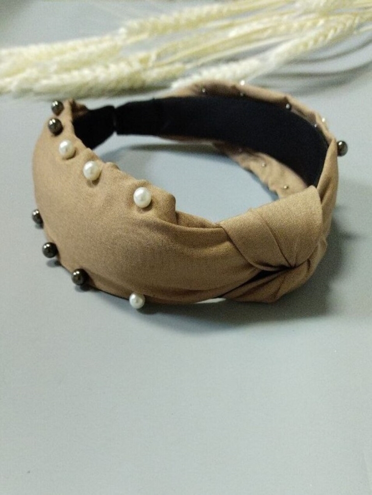 Ободок О-091 15х12,5х4см кофе с жемчугом Ободок О-091 15х12,5х4см кофе с жемчугом