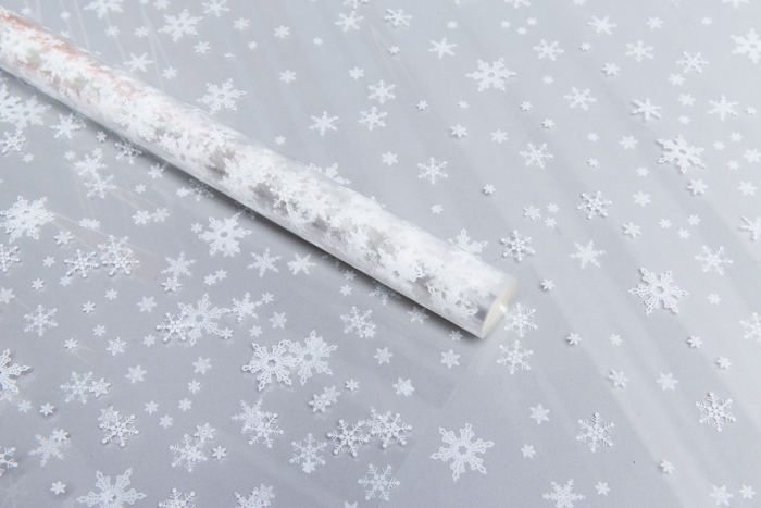 Пленка цветная Снежинки NEW 70см белый Пленка цветная Снежинки NEW 70см белый